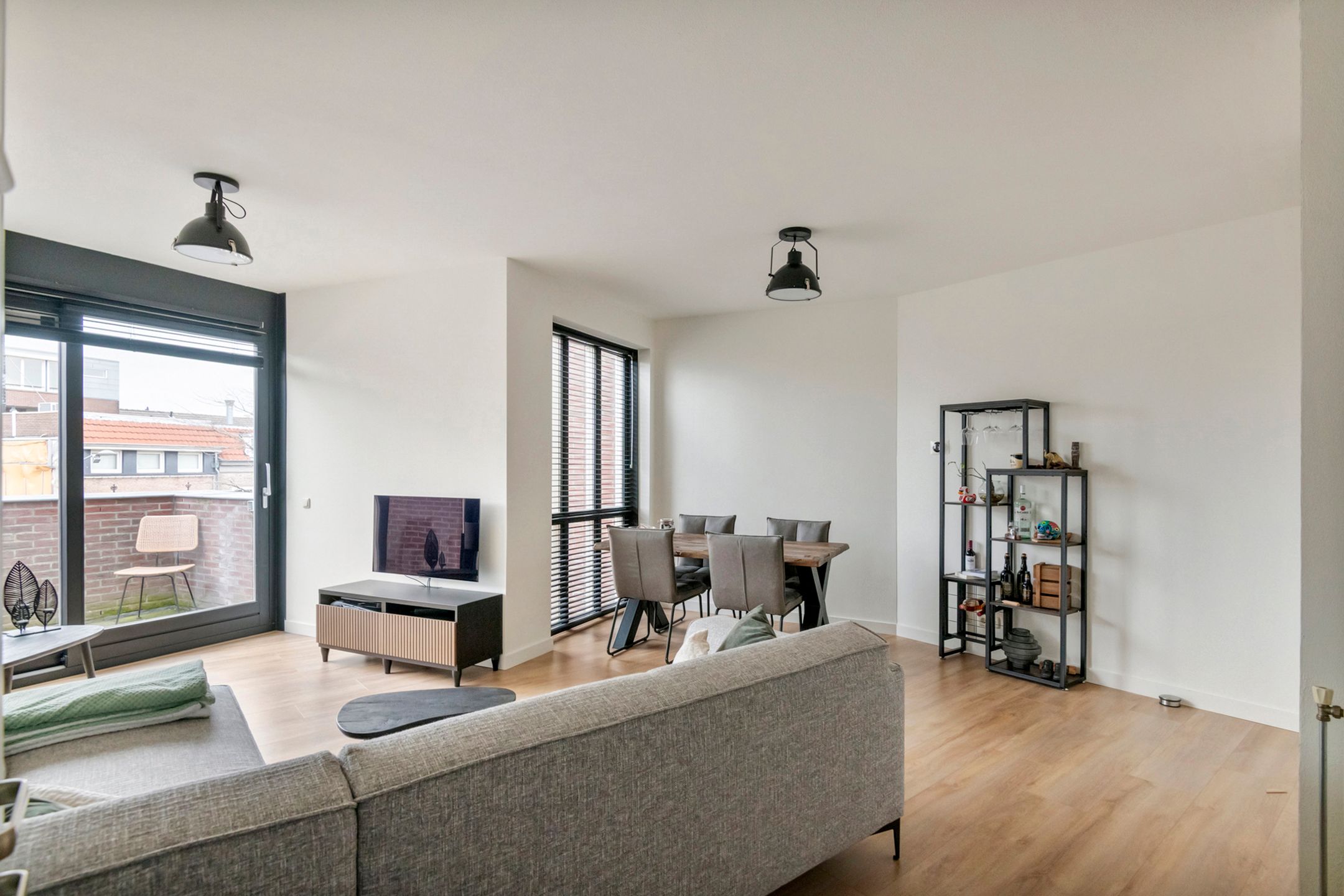 Foto 6 van Plein 38-24