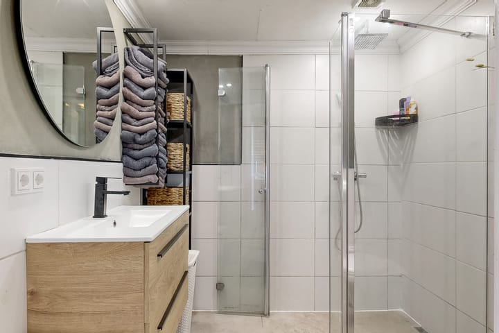 Photo 14 of Achterdorpsstraat 43