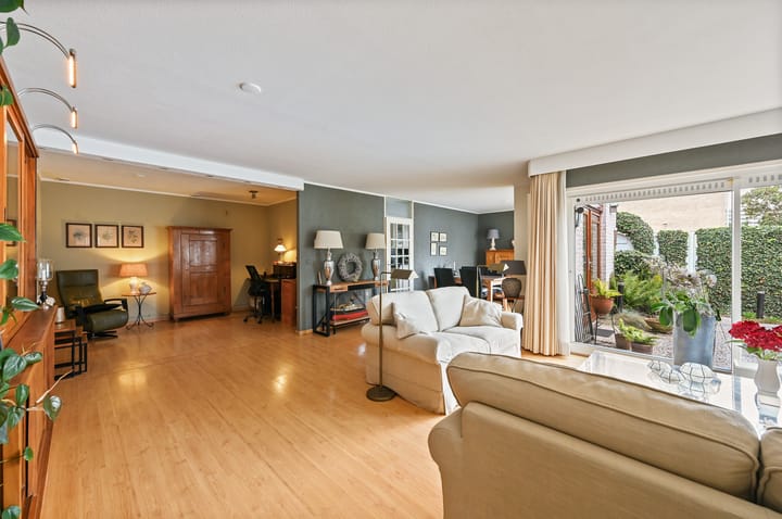 Photo 2 of Valkastraat 10