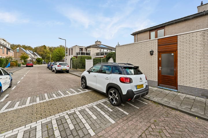 Photo 35 of Valkastraat 10