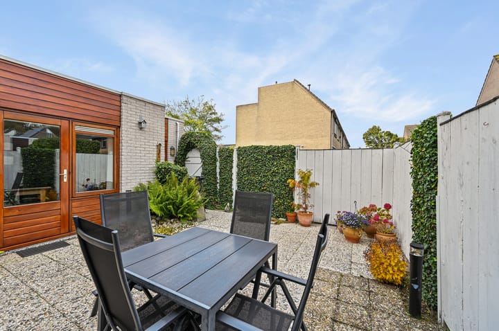 Photo 24 of Valkastraat 10