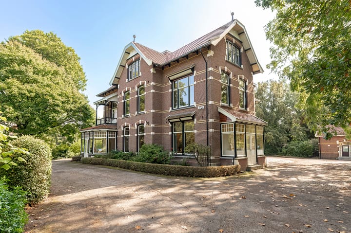 Photo 4 of Van Dam van Isseltweg 2