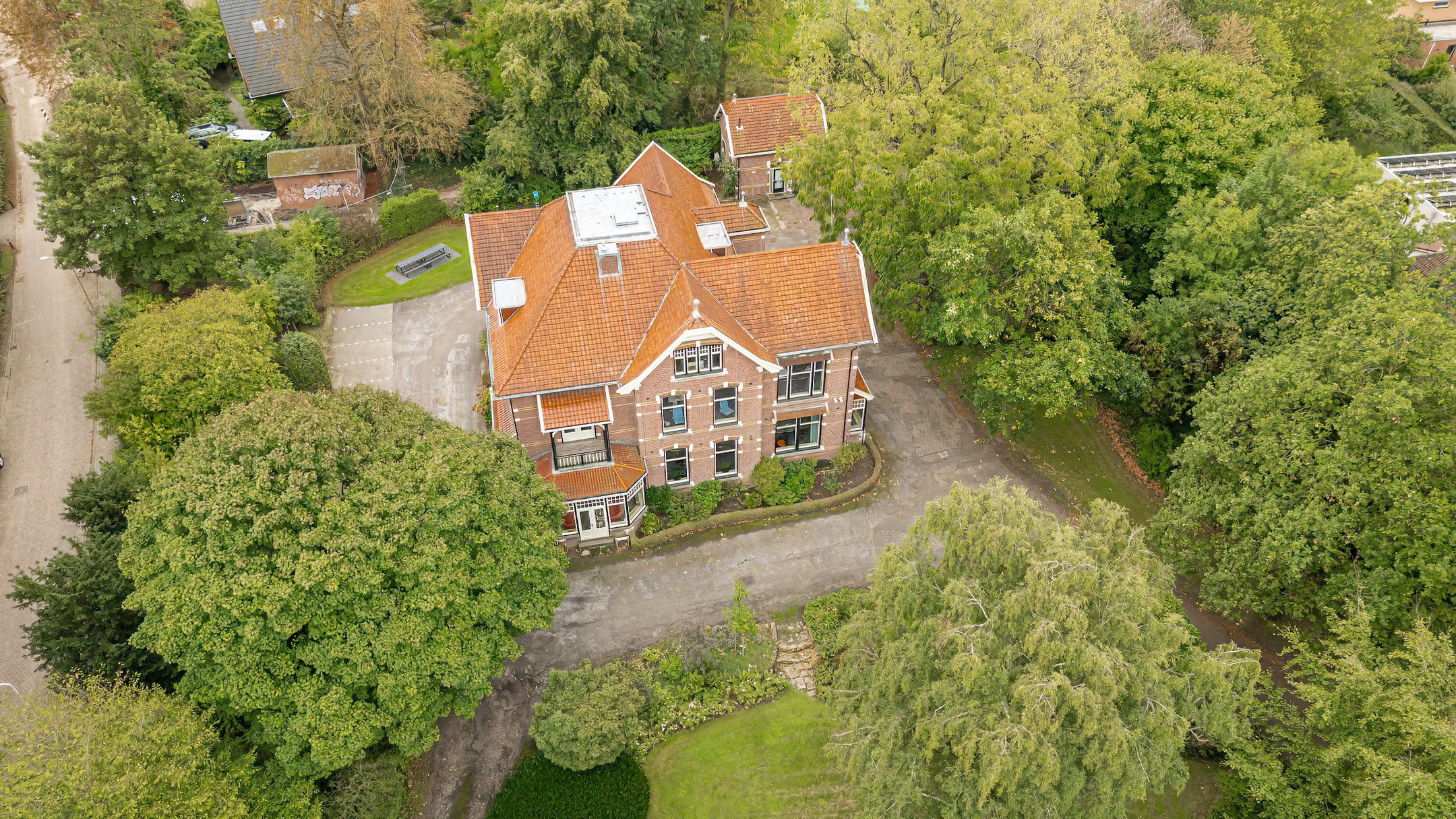 Foto 39 van Van Dam van Isseltweg 2