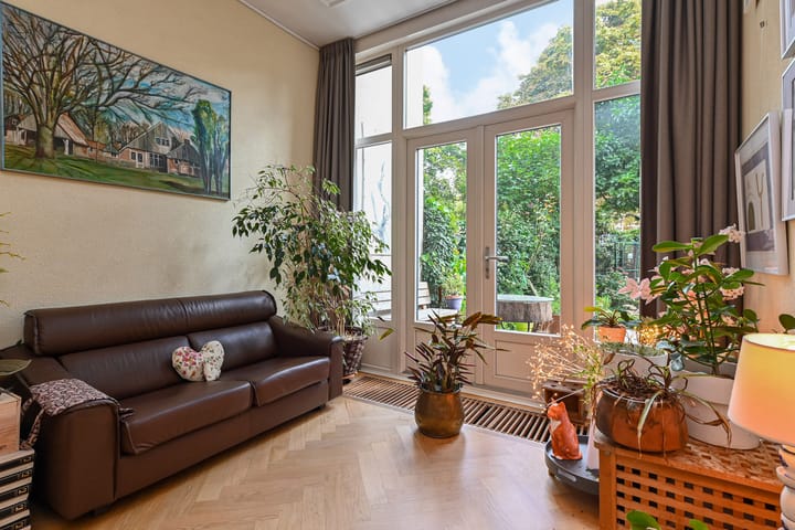 Foto 13 van Julianastraat 11