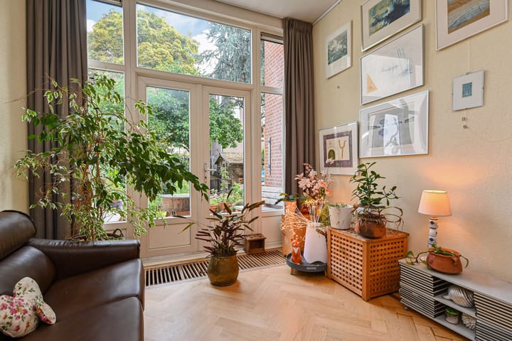 Foto 14 van Julianastraat 11