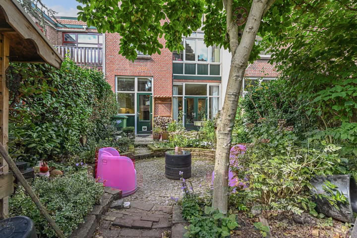 Foto 18 van Julianastraat 11