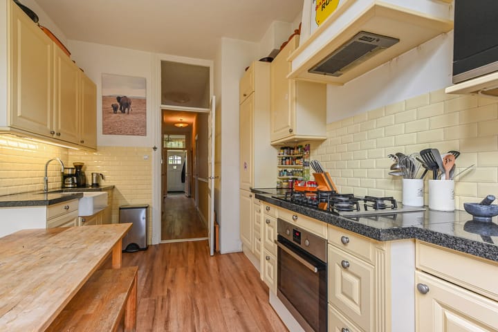 Foto 25 van Julianastraat 11