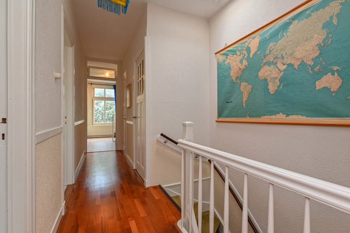 Foto 44 van Julianastraat 11