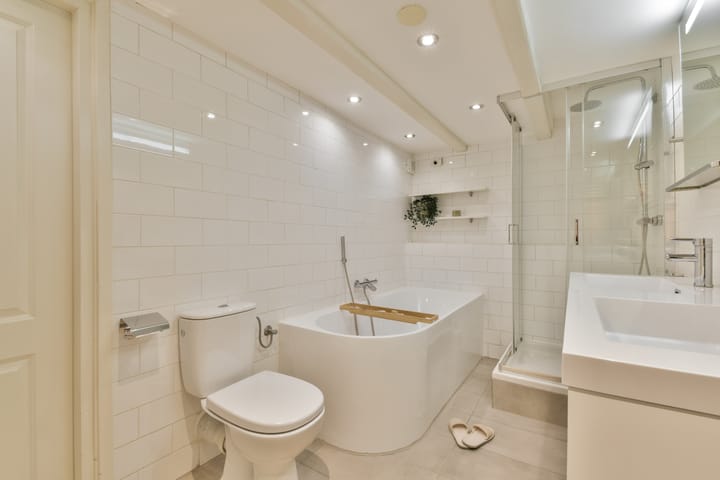 Photo 21 of Frans van Mierisstraat 56-H