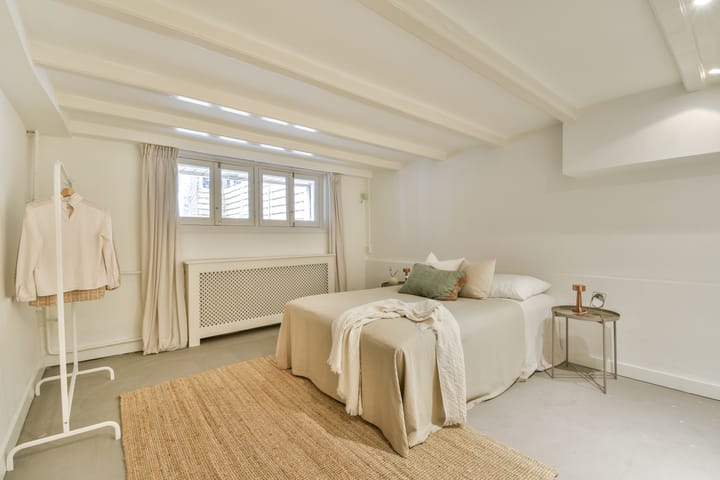 Photo 23 of Frans van Mierisstraat 56-H