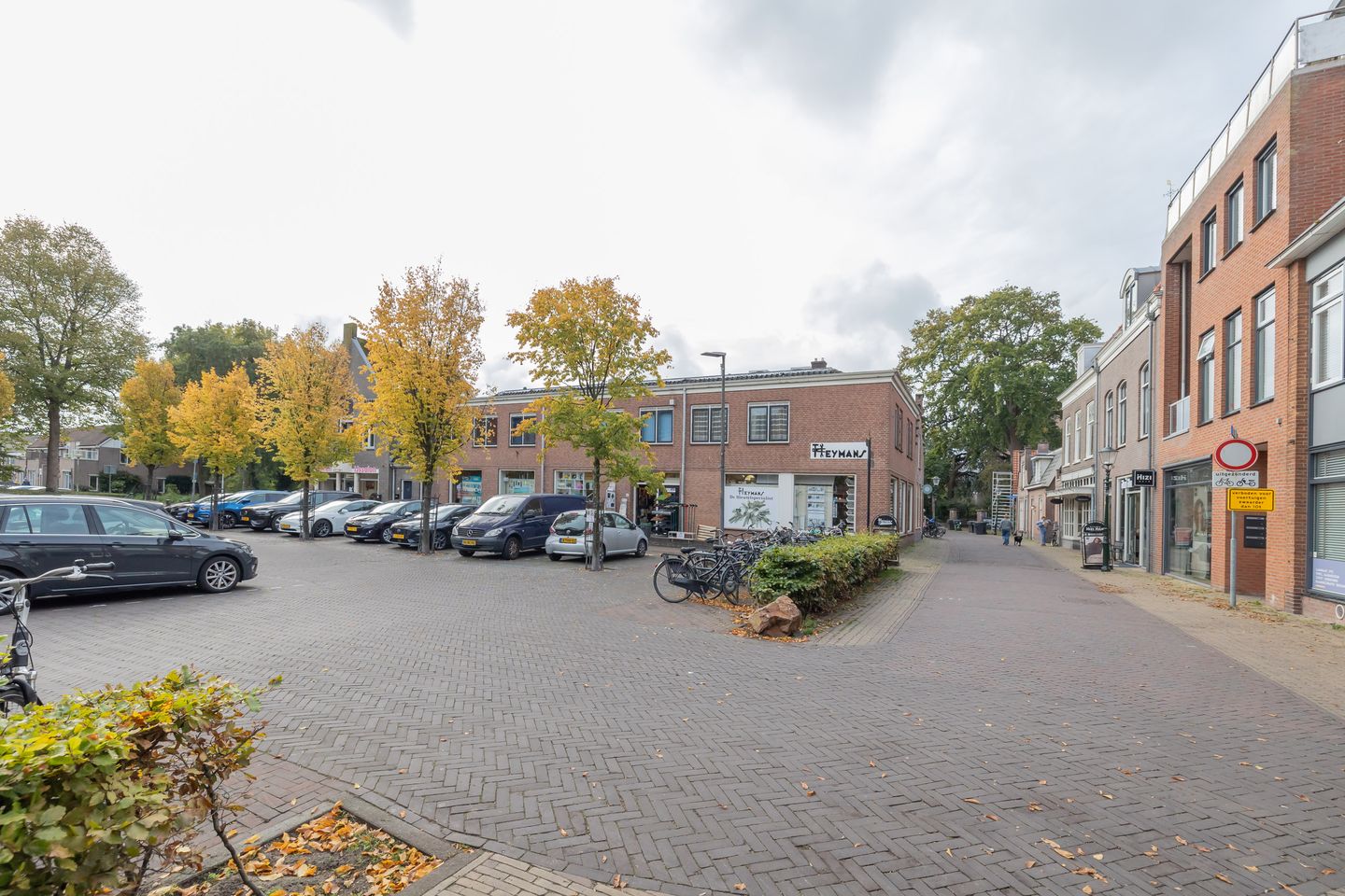 Bekijk foto 2 van Schoolstraat 27