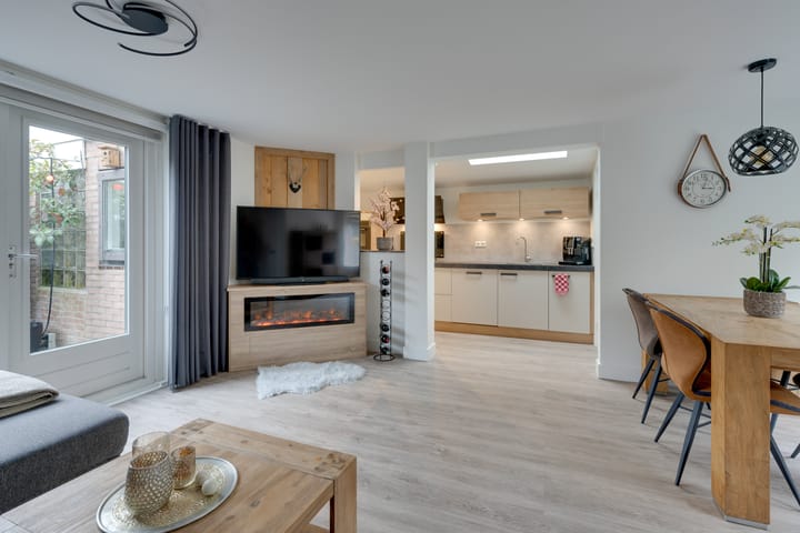 Foto 11 van Meerzijde 11