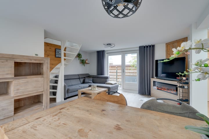 Foto 16 van Meerzijde 11