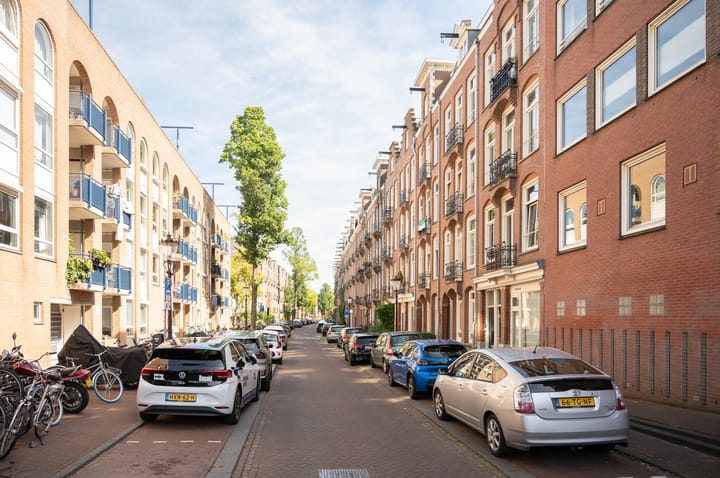 Foto 21 van Madurastraat 3-D