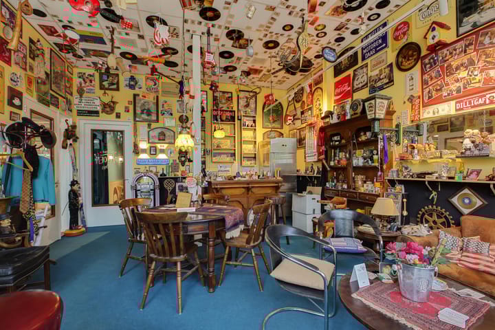 Photo 4 of Vondellaan 151