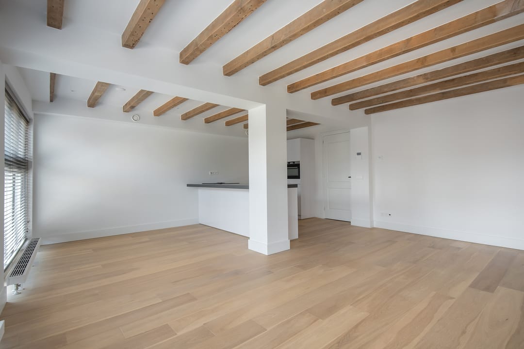 Photo 2 of Nieuwezijds Voorburgwal 118-C