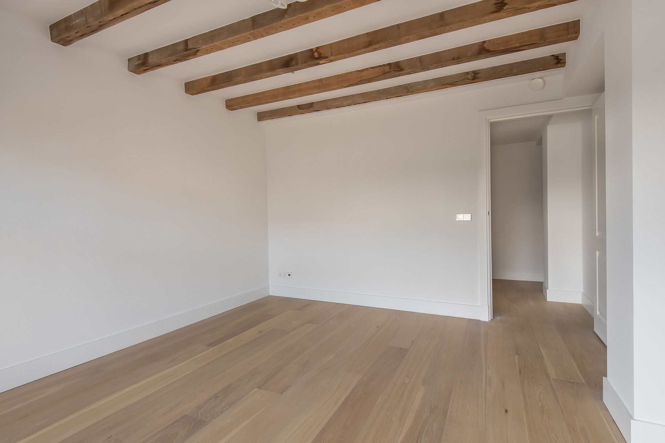 Photo 12 of Nieuwezijds Voorburgwal 118-C