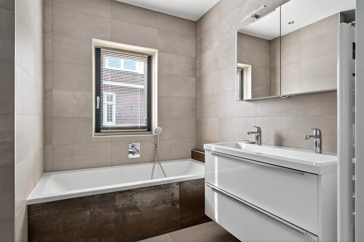 Foto 36 van Harinxmakade 4