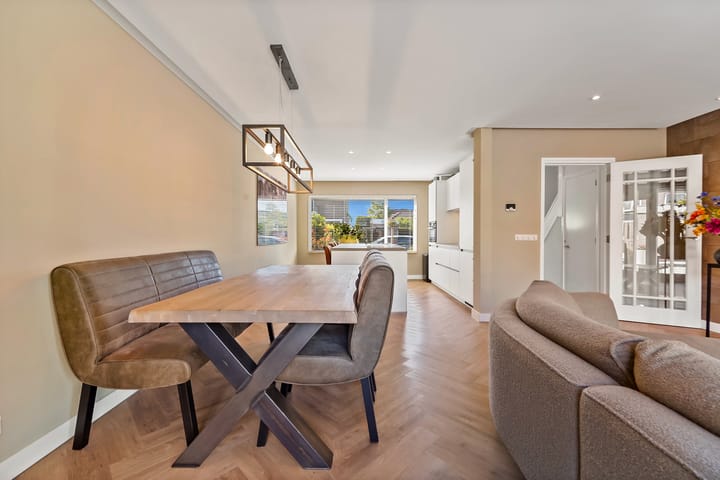 Foto 9 van Nieuwveenstraat 27