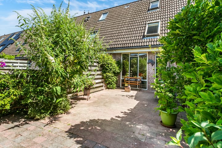 Foto 2 van Rietmeent 76