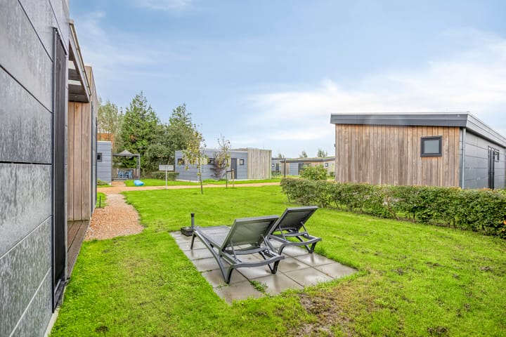 Foto 22 van Zuideruitweg 68-025