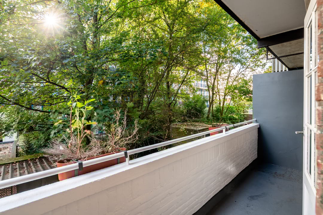 Photo 16 of Vrolikstraat 275-1