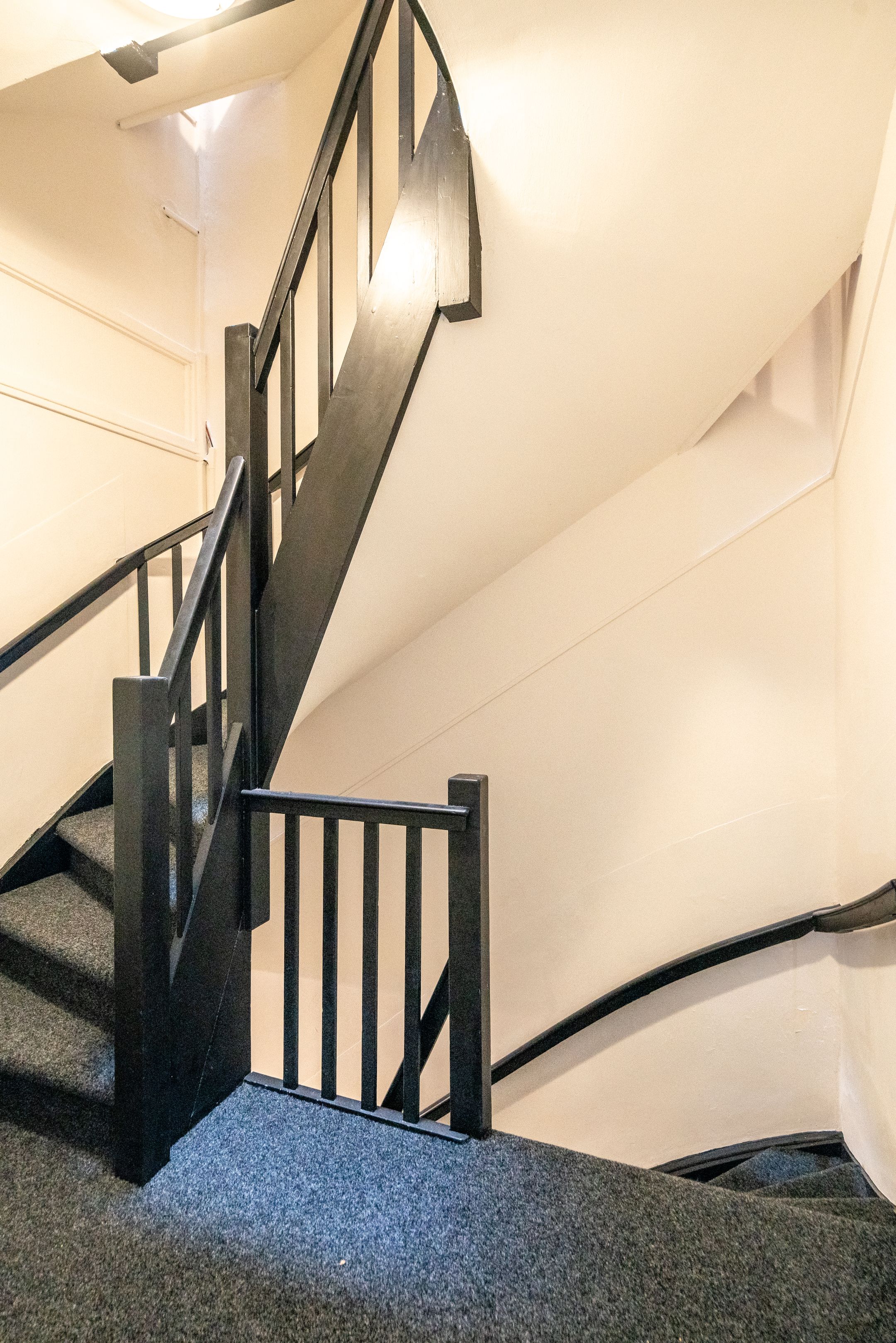 Photo 30 of Vrolikstraat 275-1