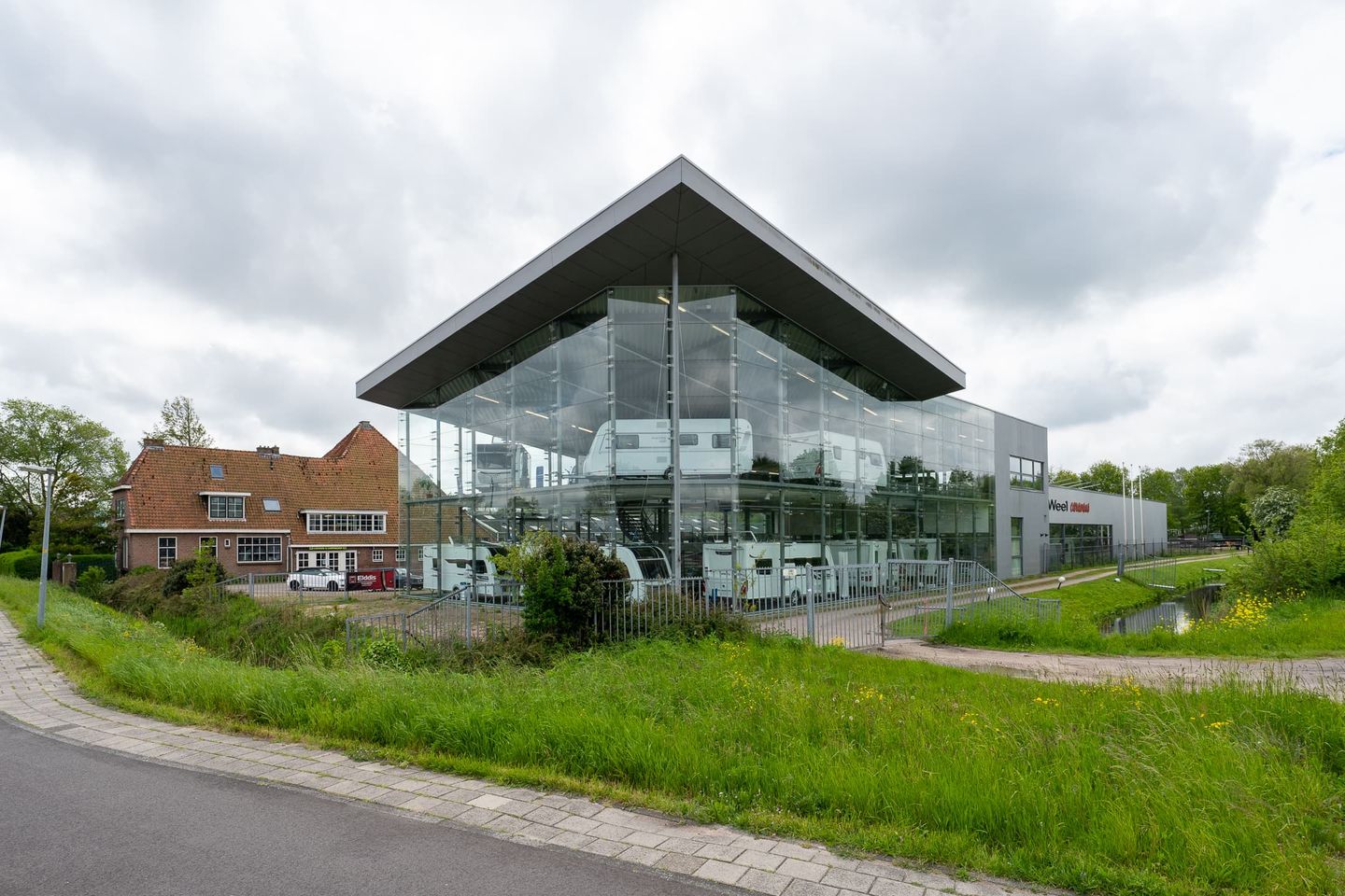 View photo 2 of Helderseweg 50-A