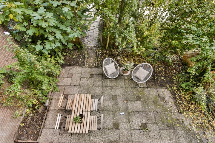 Photo 13 of Jacques Oppenheimstraat 20-H