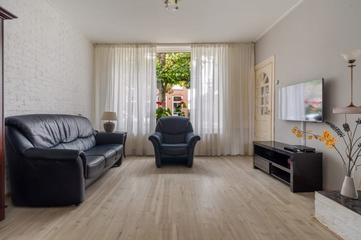 Foto 9 van Voorstraat 61