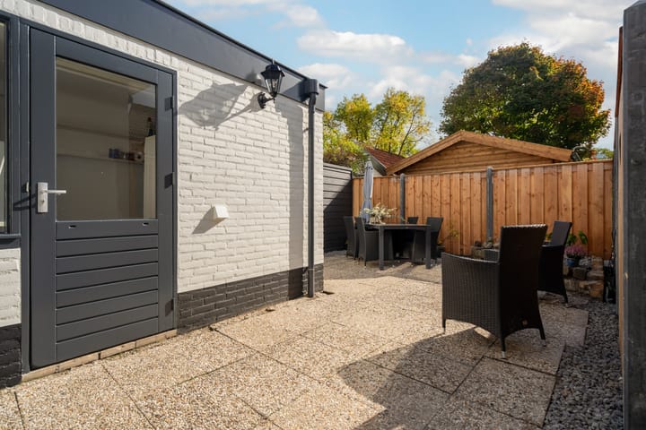 Foto 24 van Voorstraat 61