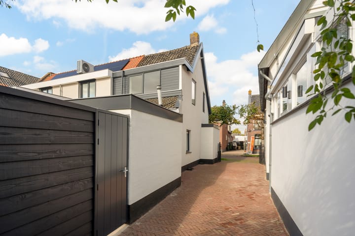 Foto 30 van Voorstraat 61