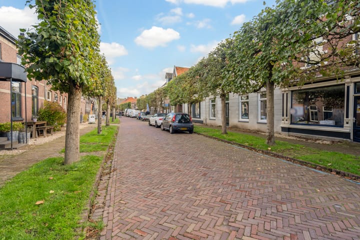 Foto 42 van Voorstraat 61