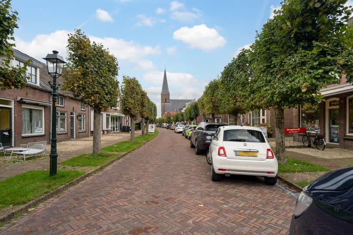 Foto 44 van Voorstraat 61