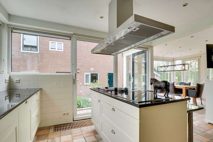 Photo 17 of Voordorpsedijk 67 woonhuis