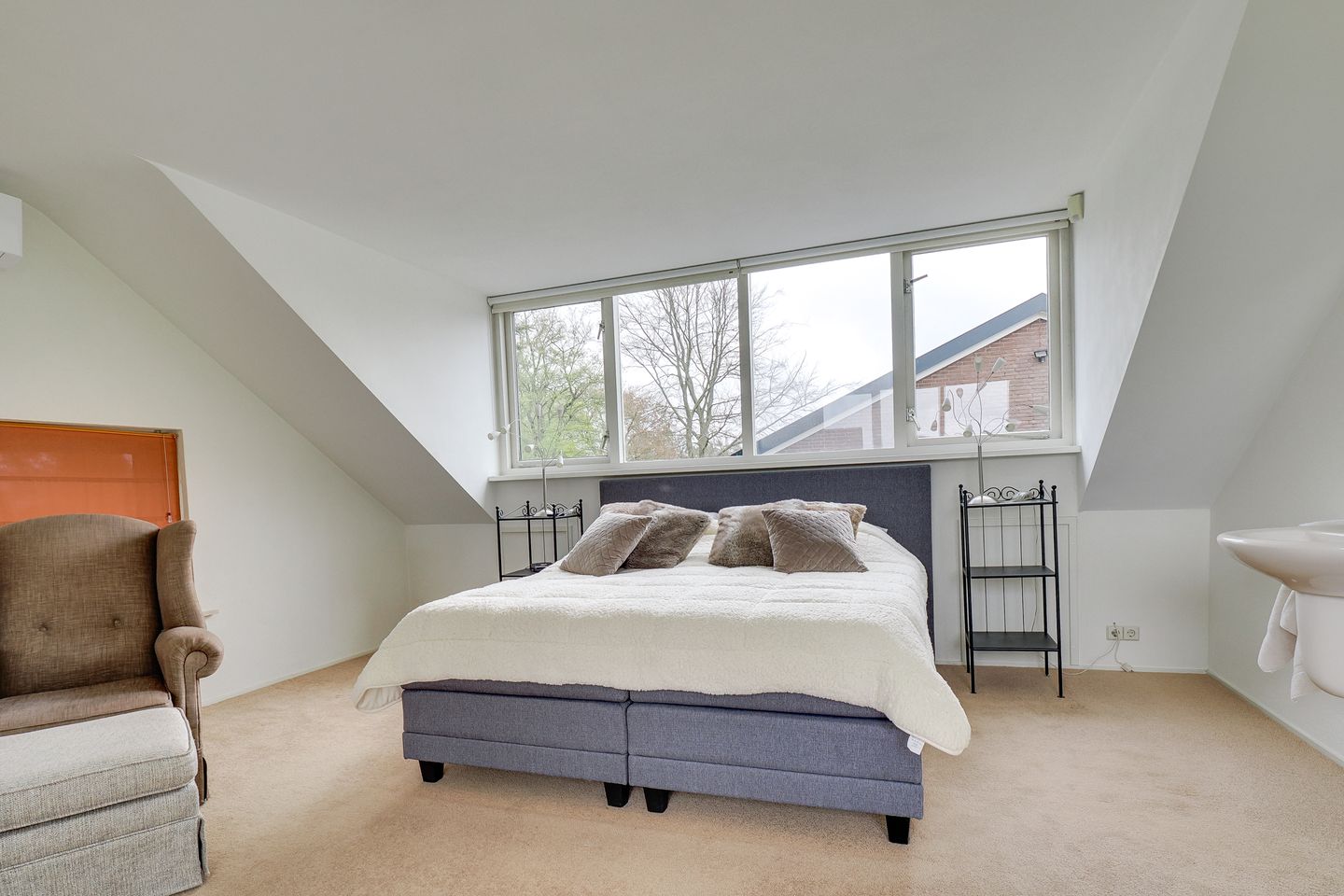 Foto 25 van Voordorpsedijk 67 woonhuis