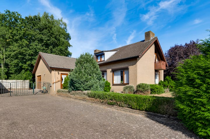 Photo 2 of Liesjeshoek 32