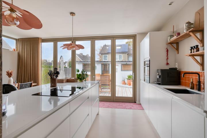 Foto 18 van Christinastraat 42