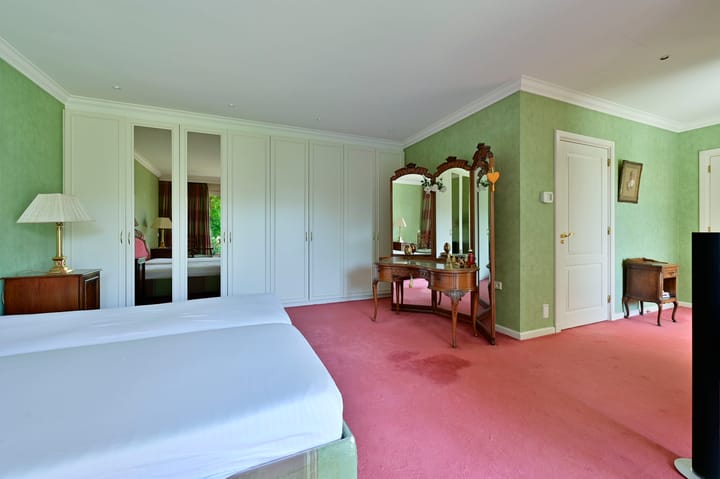 Photo 25 of Burgemeester Padmosweg 100