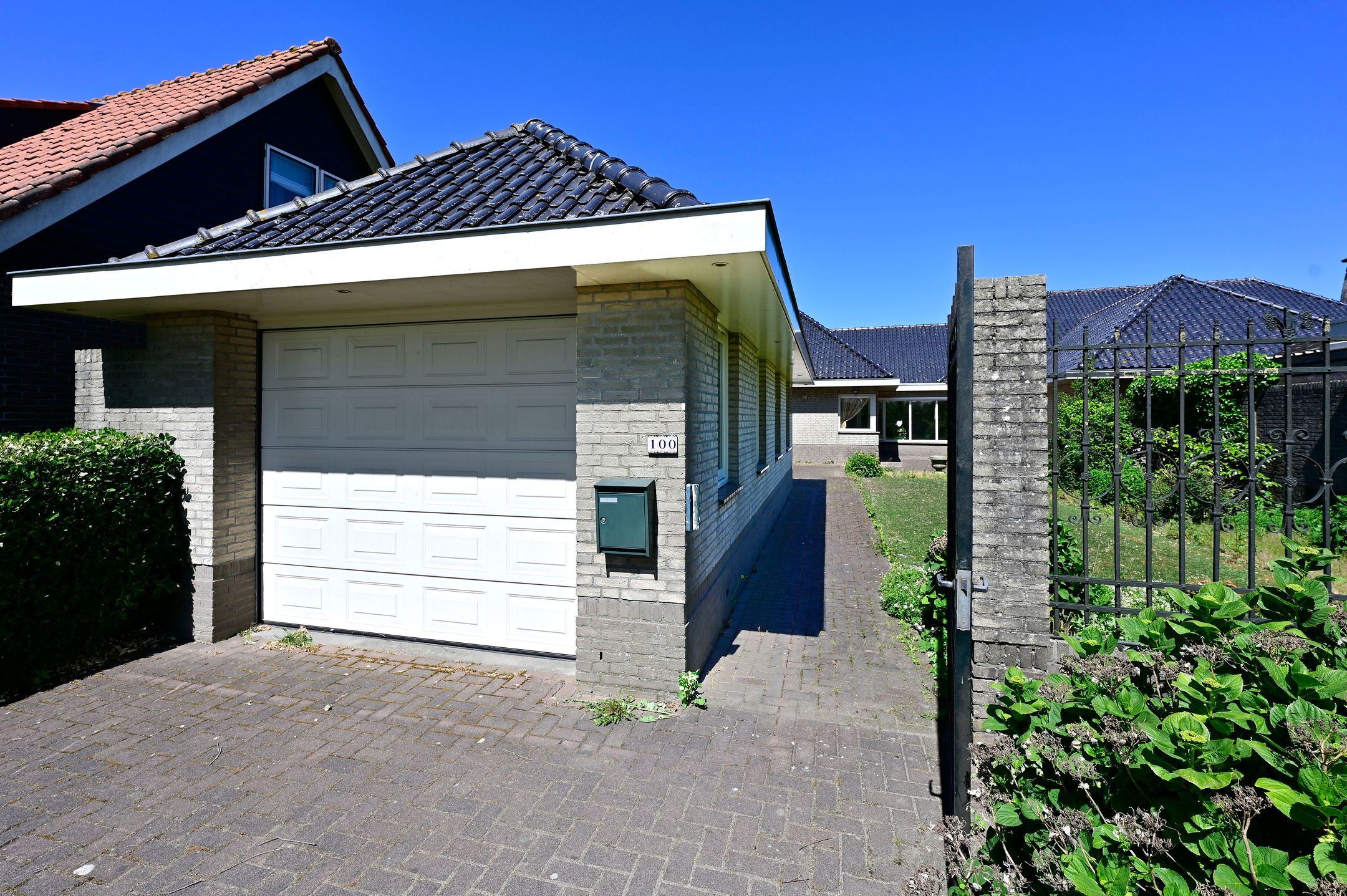 Foto 75 van Burgemeester Padmosweg 100