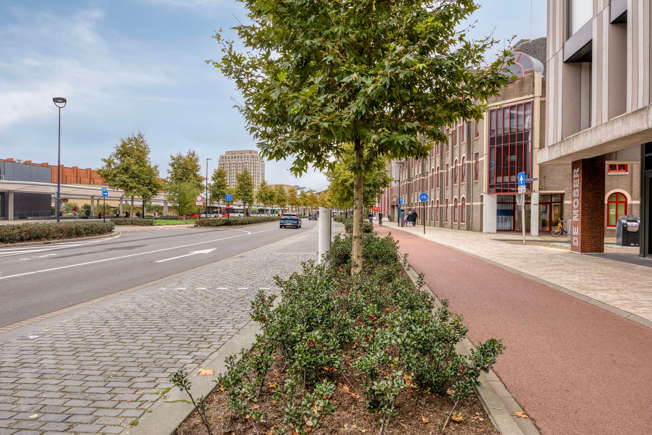 Photo 21 of Spoorlaan 450-70