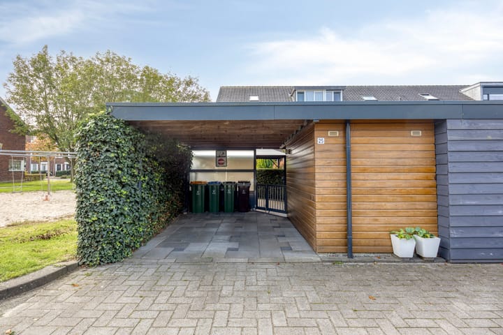 Foto 43 van MacBridestraat 25