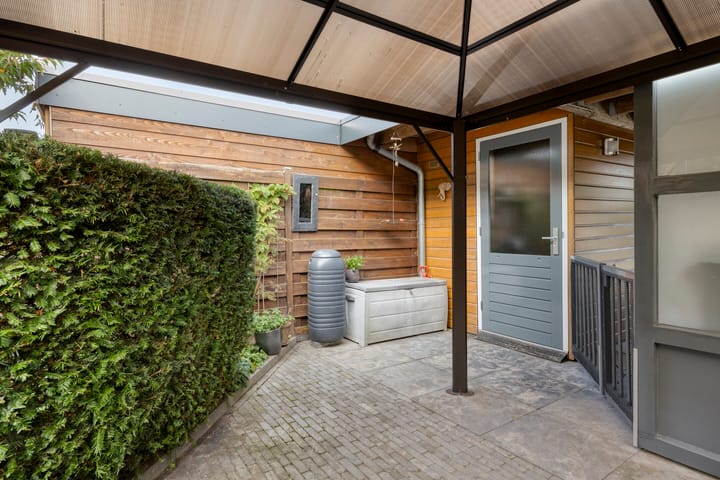 Foto 41 van MacBridestraat 25