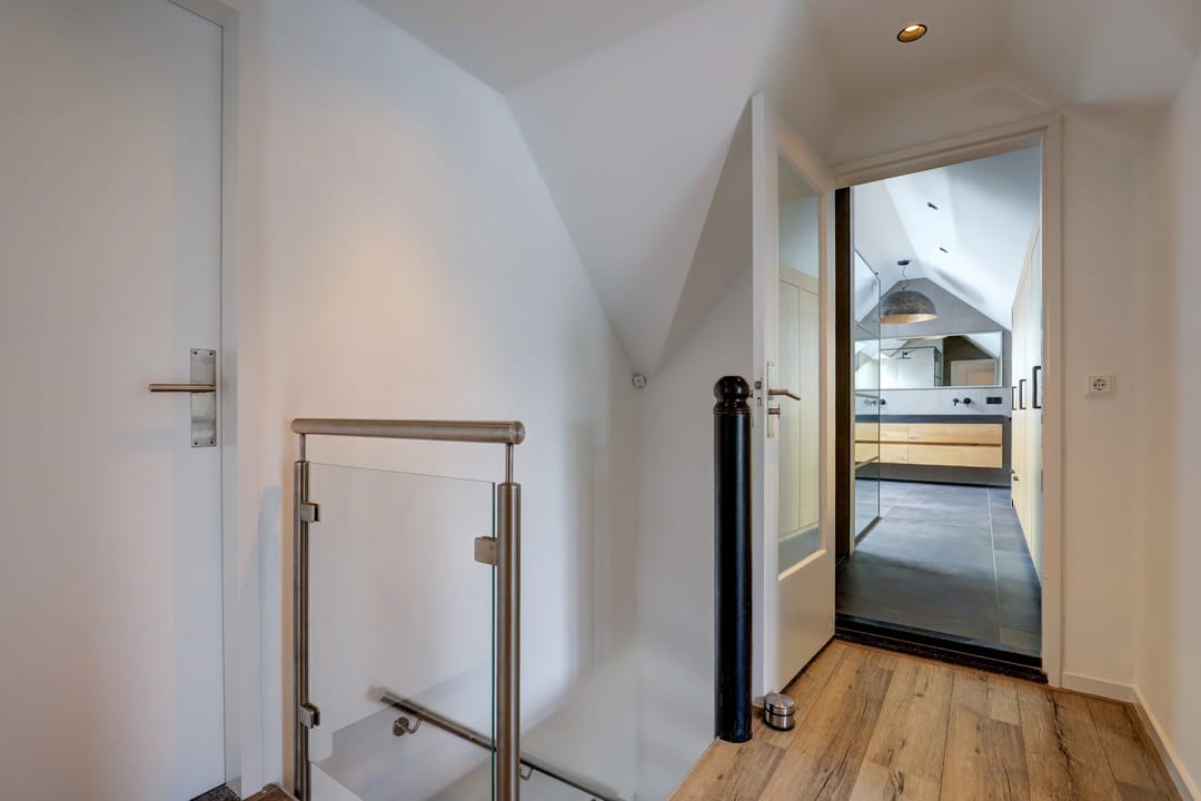 Foto 16 van Esdoornlaan 9