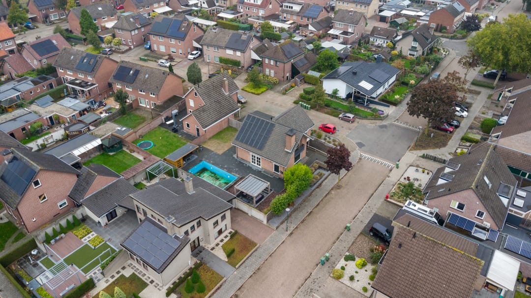 Foto 41 van Esdoornlaan 9