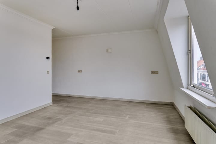 Photo 11 of Molenstraat 82-B