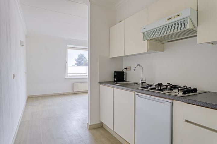 Photo 12 of Molenstraat 82-B