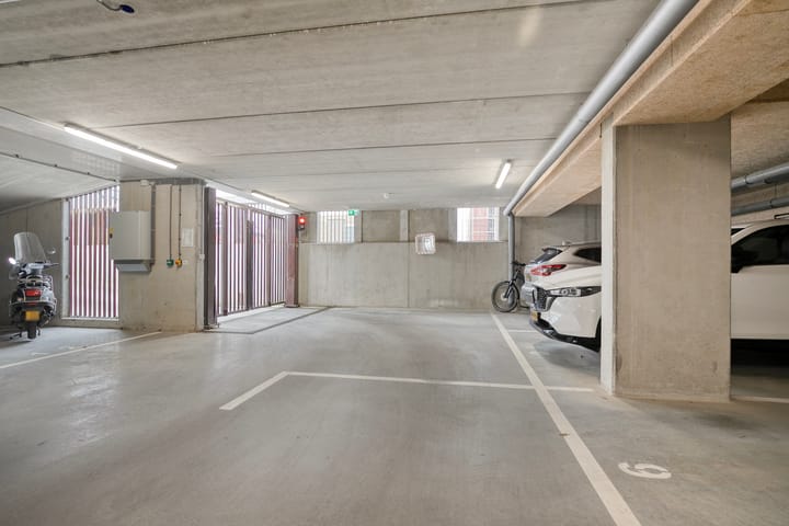 Photo 24 of Hanzekade 118