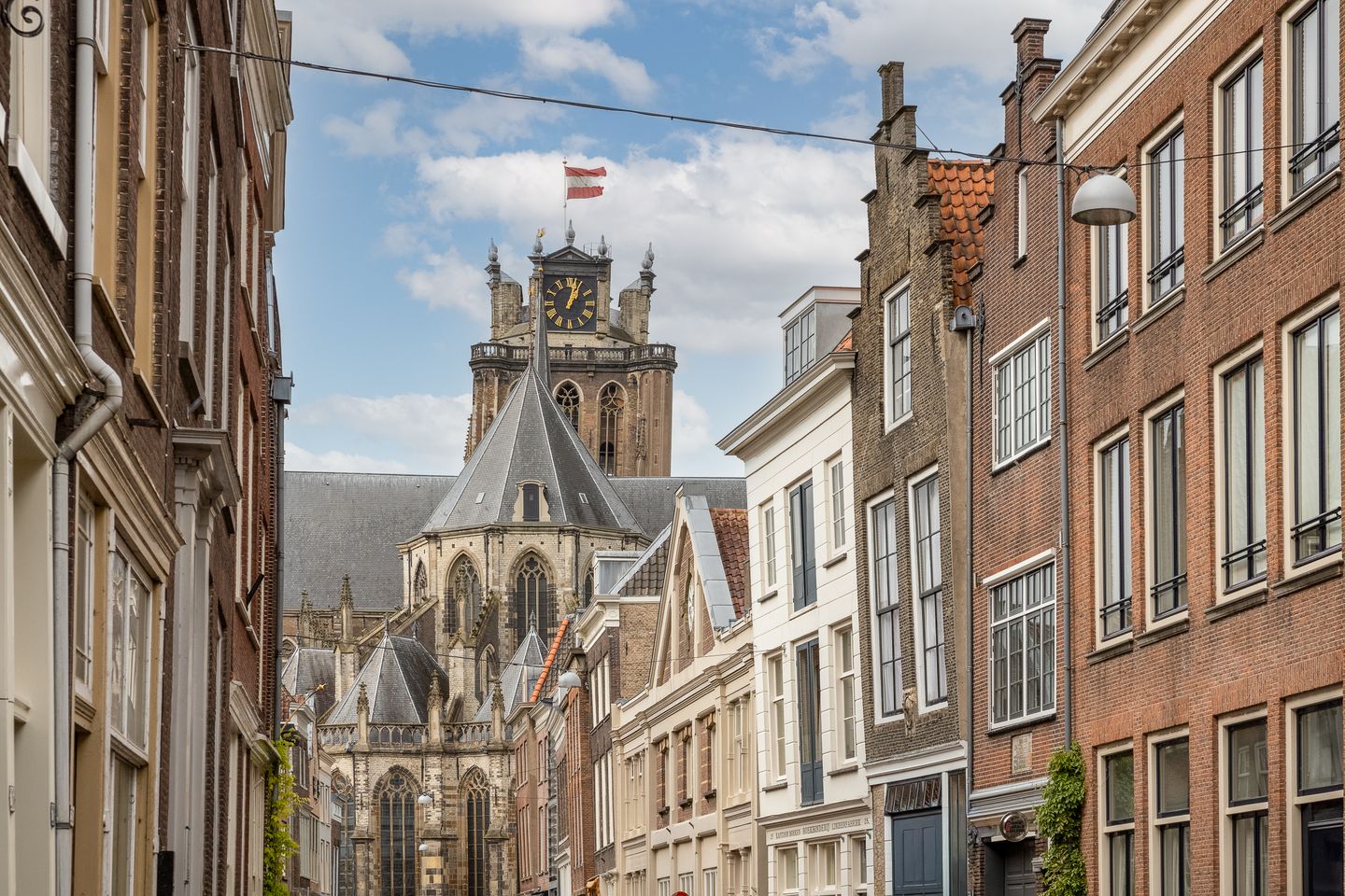 Foto 4 van Grotekerksbuurt 9-A