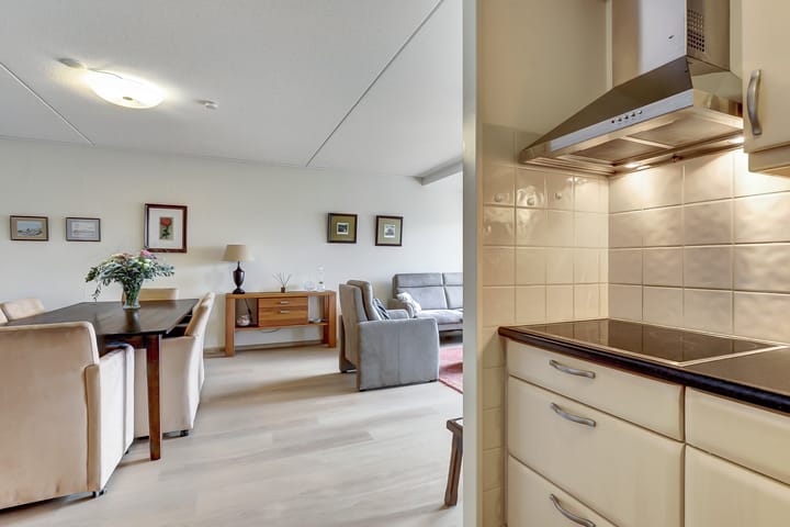 Foto 9 van Heermoesstraat 11